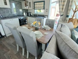 Landscove Holiday Park - Holiday Accommodation 15120 - Devon - 1185682 - thumbnail photo 7