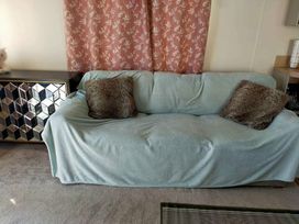 Pendine Sands - Holiday Accommodation 15127 - South Wales - 1185683 - thumbnail photo 6
