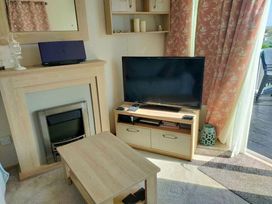Pendine Sands - Holiday Accommodation 15127 - South Wales - 1185683 - thumbnail photo 9