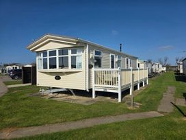 Golden Palm Resort - Holiday Accommodation 15142 - Lincolnshire - 1185689 - thumbnail photo 19