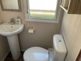 Rockley Park - Holiday Accommodation 1515 - Dorset - 1185690 - thumbnail photo 5