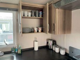 Rockley Park - Holiday Accommodation 1515 - Dorset - 1185690 - thumbnail photo 13