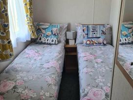 Camber Sands Holiday Park - Holiday Accommodation 15154 - Kent & Sussex - 1185691 - thumbnail photo 6