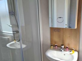 Camber Sands Holiday Park - Holiday Accommodation 15154 - Kent & Sussex - 1185691 - thumbnail photo 9