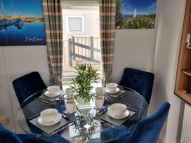 Seven Bays Park (Maribou) - Holiday Accommodation 15173 - Cornwall - 1185695 - thumbnail photo 6