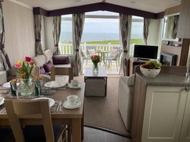 Reighton Sands Holiday Park - Holiday Accommodation 15175 - North Yorkshire (incl. Whitby) - 1185696 - thumbnail photo 9