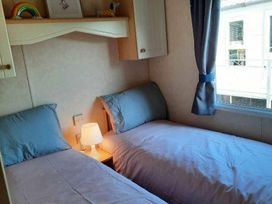 Happy Days Caravan Park - Holiday Accommodation 15176 - North Wales - 1185697 - thumbnail photo 6