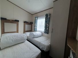 Liskey Hill Caravan Park - Holiday Accommodation 15190 - Cornwall - 1185701 - thumbnail photo 9