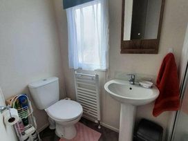 Liskey Hill Caravan Park - Holiday Accommodation 15190 - Cornwall - 1185701 - thumbnail photo 11