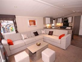 Kiln Park Holiday Park - Holiday Accommodation 152 - South Wales - 1185703 - thumbnail photo 2