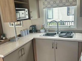 Tattershall Lakes Country Park - Holiday Accommodation 15201 - Lincolnshire - 1185704 - thumbnail photo 7