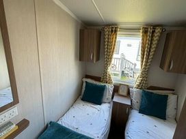 Tattershall Lakes Country Park - Holiday Accommodation 15201 - Lincolnshire - 1185704 - thumbnail photo 17