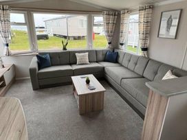 Harlyn Sands - Holiday Accommodation 15214 - Cornwall - 1185706 - thumbnail photo 2