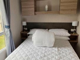 Harlyn Sands - Holiday Accommodation 15214 - Cornwall - 1185706 - thumbnail photo 16