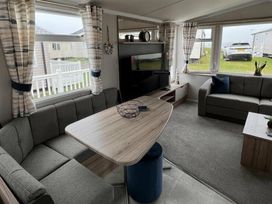Harlyn Sands - Holiday Accommodation 15214 - Cornwall - 1185706 - thumbnail photo 18