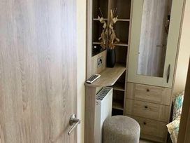 Church Farm Holiday Village - Holiday Accommodation 15229 - Hampshire - 1185708 - thumbnail photo 11