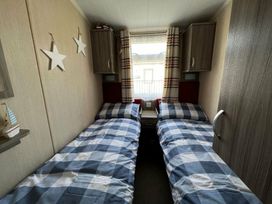 Lydstep Beach - Holiday Accommodation 15281 - South Wales - 1185717 - thumbnail photo 12
