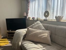 Lido Beach Holiday Park - Holiday Accommodation 15292 - North Wales - 1185720 - thumbnail photo 7