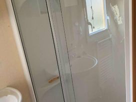 Hopton Holiday Village - Holiday Accommodation 15319 - Suffolk & Essex - 1185725 - thumbnail photo 6