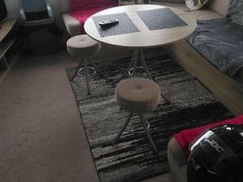 Seal Bay Resort - Holiday Accommodation 15321 - Hampshire - 1185726 - thumbnail photo 3