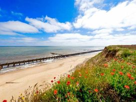 Broadland Sands - Holiday Accommodation 15327 - Suffolk & Essex - 1185729 - thumbnail photo 16