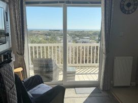 Pendine Sands - Holiday Accommodation 15340 - South Wales - 1185732 - thumbnail photo 16