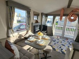 Golden Sands - Holiday Accommodation 15363 - Lincolnshire - 1185733 - thumbnail photo 7