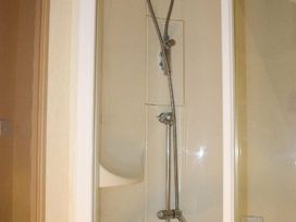 Sunnymede Caravan Park - Holiday Accommodation 15384 - Lincolnshire - 1185738 - thumbnail photo 7