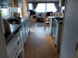 Butlins Skegness - Holiday Accommodation 154 - Lincolnshire - 1185742 - thumbnail photo 3