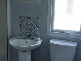 Butlins Skegness - Holiday Accommodation 154 - Lincolnshire - 1185742 - thumbnail photo 4