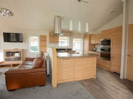 Hafan y Mor Haven - Holiday Accommodation 15414 - North Wales - 1185745 - thumbnail photo 6