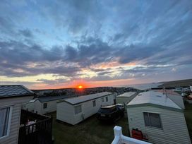 Liskey Hill Caravan Park - Holiday Accommodation 15435 - Cornwall - 1185747 - thumbnail photo 2