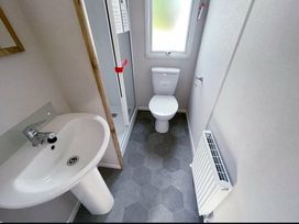 Liskey Hill Caravan Park - Holiday Accommodation 15435 - Cornwall - 1185747 - thumbnail photo 12