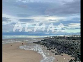 Lyons Winkups and Primrose - Holiday Accommodation 15456 - North Wales - 1185750 - thumbnail photo 9