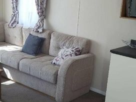 Marton Mere Holiday Village - Holiday Accommodation 15457 - Lake District - 1185751 - thumbnail photo 4