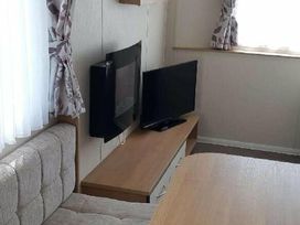 Marton Mere Holiday Village - Holiday Accommodation 15457 - Lake District - 1185751 - thumbnail photo 6