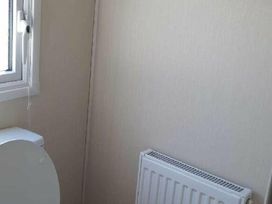 Marton Mere Holiday Village - Holiday Accommodation 15457 - Lake District - 1185751 - thumbnail photo 9