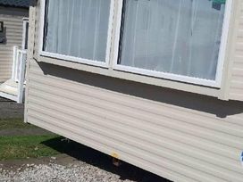 Marton Mere Holiday Village - Holiday Accommodation 15457 - Lake District - 1185751 - thumbnail photo 18