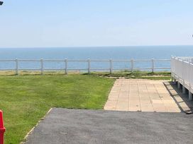 Hopton Holiday Village - Holiday Accommodation 15473 - Suffolk & Essex - 1185756 - thumbnail photo 13