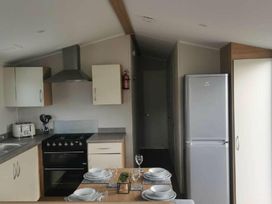 Southview Holiday Park - Holiday Accommodation 15502 - Lincolnshire - 1185761 - thumbnail photo 3