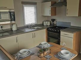 Southview Holiday Park - Holiday Accommodation 15502 - Lincolnshire - 1185761 - thumbnail photo 4