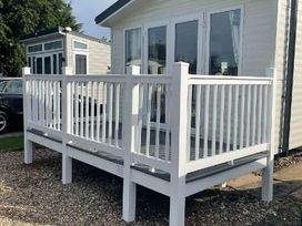 Southview Holiday Park - Holiday Accommodation 15502 - Lincolnshire - 1185761 - thumbnail photo 12