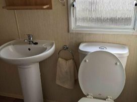 Seaview Caravan Park - Holiday Accommodation 15514 - Lincolnshire - 1185765 - thumbnail photo 2