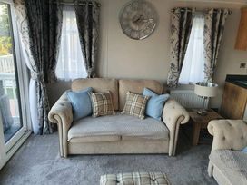 Meadow Lakes Holiday Park - Holiday Accommodation 15527 - Cornwall - 1185768 - thumbnail photo 3
