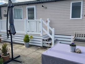 Greenacres Holiday Park - Holiday Accommodation 15540 - North Wales - 1185772 - thumbnail photo 8