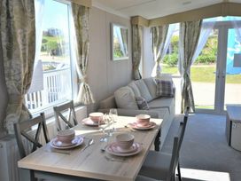 Perran Sands - Holiday Accommodation 15554 - Cornwall - 1185774 - thumbnail photo 4