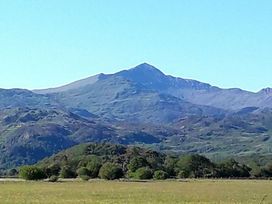 Aberdunant Hall Holiday Park - Holiday Accommodation 15557 - North Wales - 1185776 - thumbnail photo 11