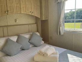 Aeron Retreat - Holiday Accommodation 15570 - Mid Wales - 1185778 - thumbnail photo 5