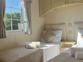 Aeron Retreat - Holiday Accommodation 15570 - Mid Wales - 1185778 - thumbnail photo 6