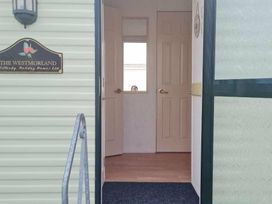 Coral Beach - Holiday Accommodation 15583 - Lincolnshire - 1185780 - thumbnail photo 7